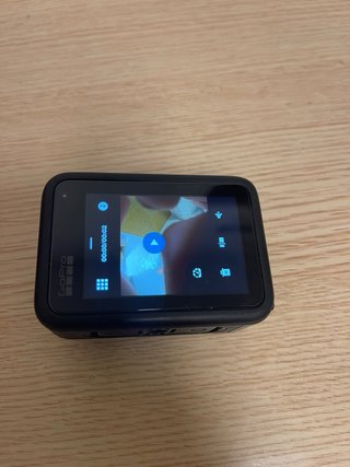 GoPro 13 Hero Black Bundle, garantía , SD 64