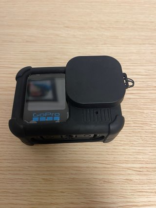 GoPro 13 Hero Black Bundle, garantía , SD 64