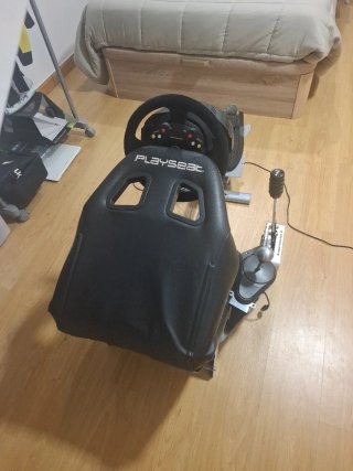 Playseat Evolution Cockpit Volante
