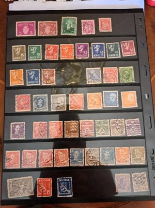 Lote de 518 Sellos Antiguos Mundo