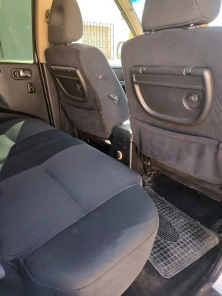 Nissan Terrano II 2004