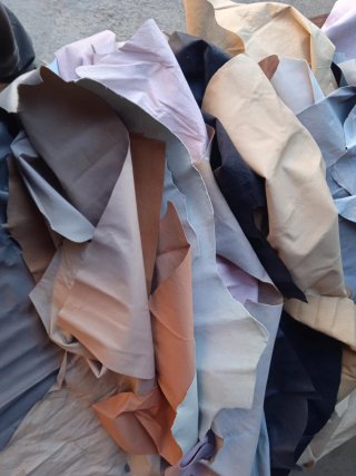 Lote de Piel Variada - Varios Colores. 25€.