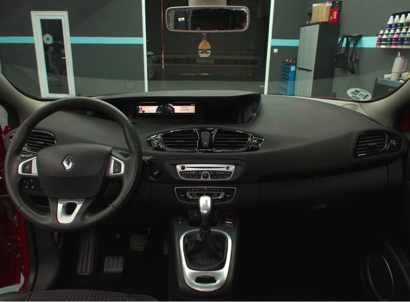 Renault Scénic 1.5 dCi Emotion 2011, foto 5