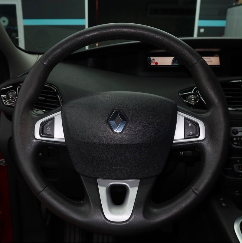 Renault Scénic 1.5 dCi Emotion 2011, foto 7