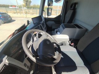 Volvo FE 320-CAMIONES GANCHOS PORTACONTENEDORES