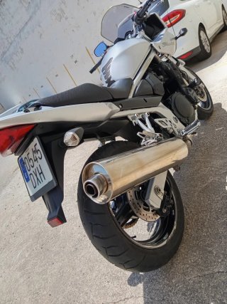 Suzuki Bandit 650 Plata