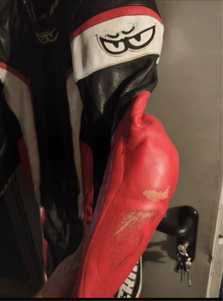 Mono de moto cuero negro/rojo/blanco