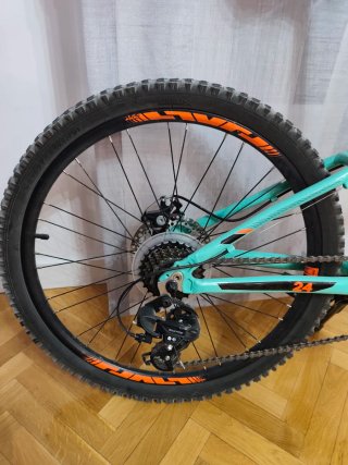 Bicicleta Infantil Megamo 24