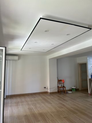 Pintura para paredes y techos.