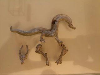 Dragón Metal Vintage 90s (Para Restaurar)