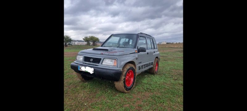 Suzuki Vitara 1998 - foto 1