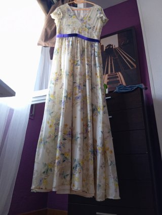 Vestido Seda Estampado Flores Dolores Promesas