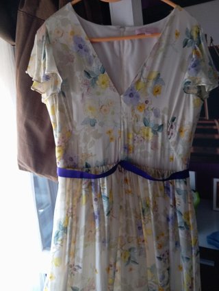 Vestido Seda Estampado Flores Dolores Promesas