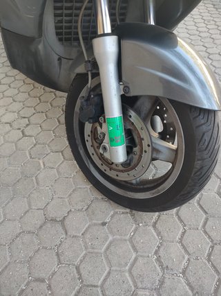 Piaggio X9 Evolution Maxi Scooter Gris