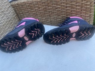 Botas Trekking Niña Impermeables Talla 35