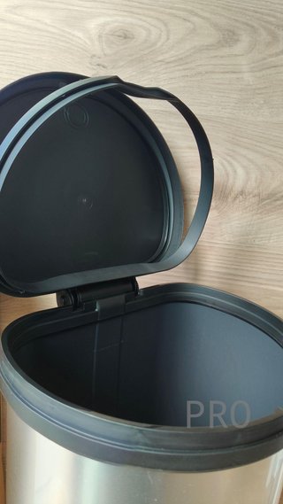 Cubo de basura Touch 40L