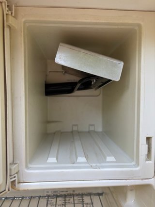 Nevera trivalente Electrolux