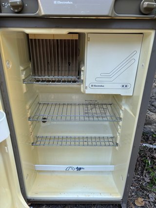 Nevera trivalente Electrolux