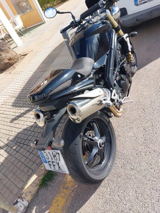 Triumph Speed Triple 1050