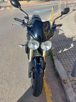 Triumph Speed Triple 1050