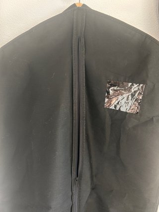 Funda para traje Hugo Boss negra