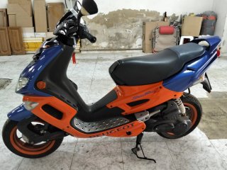 Peugeot speedfight 2