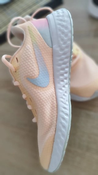Zapatillas Nike Evolution Naranja y Rosa