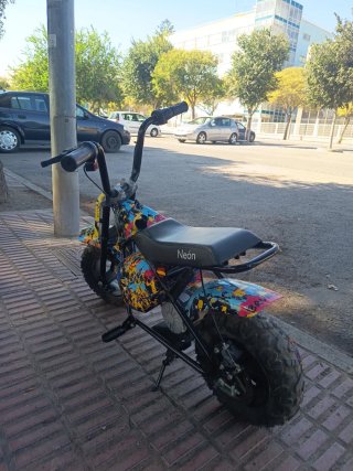 Moto Eléctrica Infantil Neon