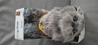 Gato de peluche gris