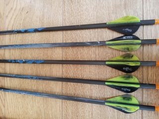 Lote 23 tubos carbono flechas
