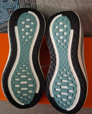 Nike vomero plus de hombre TALLA 41