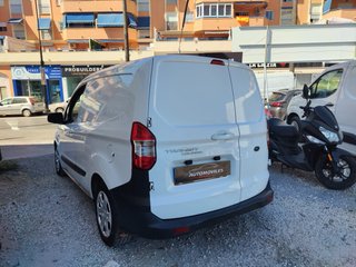 Ford Transit Courier 2014