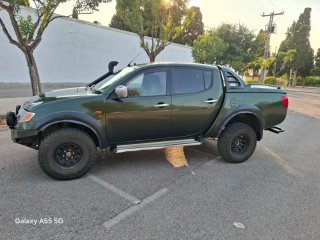 Mitsubishi L 200 2007