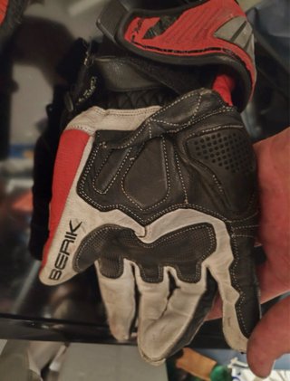 Guantes de moto Berik rojos y blancos