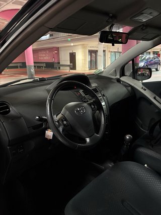 Toyota Yaris 2009