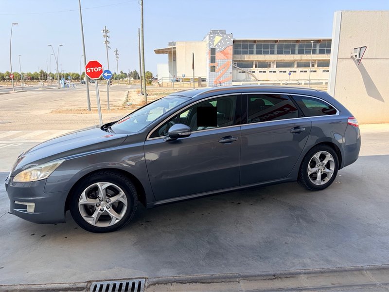 Peugeot 508 2011 - foto 1