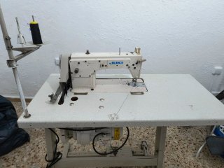 Máquina de coser industrial JUKI