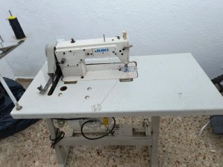 Máquina de coser industrial JUKI