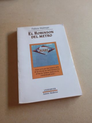 Lote 4 libros literatura juvenil en catalán.