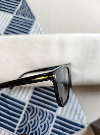 Gafas TOM FORD con accesorios originales