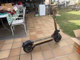 Patinete Eléctrico Janobike T10 Dorado 2000w 70kmh