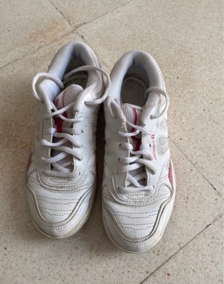 Zapatillas Padel ARTENGO Blancas y Rosas