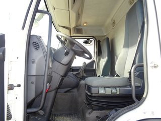 Volvo FL 240.18-CAMIONES GRUAS