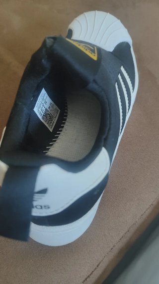 Zapatillas Adidas niña negras y blancas