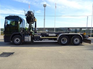 Mercedes ACTROS 2543-CAMIONES GANCHO+GRUA