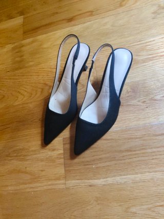 Zapatos de tacón negros