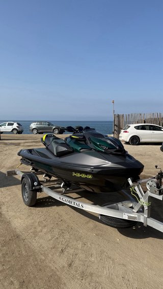 SEA-DOO 300 APEX  2023 + REMOLQUE + FUNDA + AUDIO