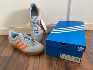Adidas Gazelle azul Naranja Nuevas(sin estrenar)