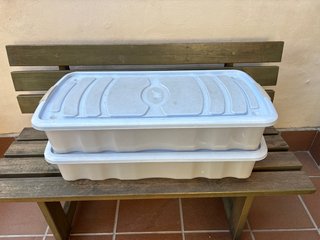 Caja de almacenaje de plástico apilable