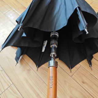 Paraguas Vogue negro mango madera largo